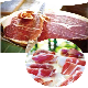信州産の厳選した豚肉を原料に、天然塩と日本古来の麹菌で深い旨みを作り出す原木生ハムの写真